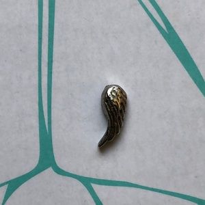 Angel‎ Wing Charm